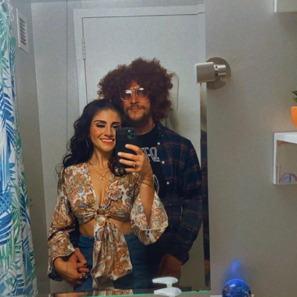 Floral ring crop top with flare arms - Picture 2 of 2